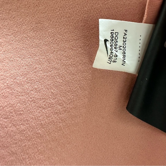 Nike Dri-Fit Leggings with Pockets — Pink / Rose / Coral — Size M - Picture 4 of 6